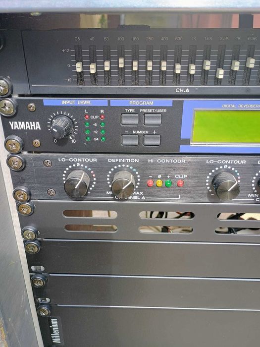 Rack audio - ibanez + yamaha REV 500 Samson MPL 224