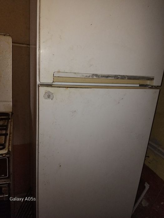 Frigorífico a funcionar