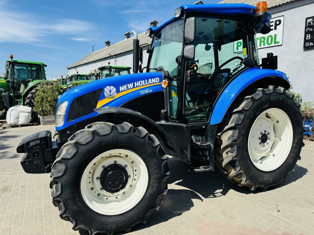 CIĄGNIK New Holland TD5.95! 2021 ROK!!  jak NOWY! 700 MOTOGODZIN !!!