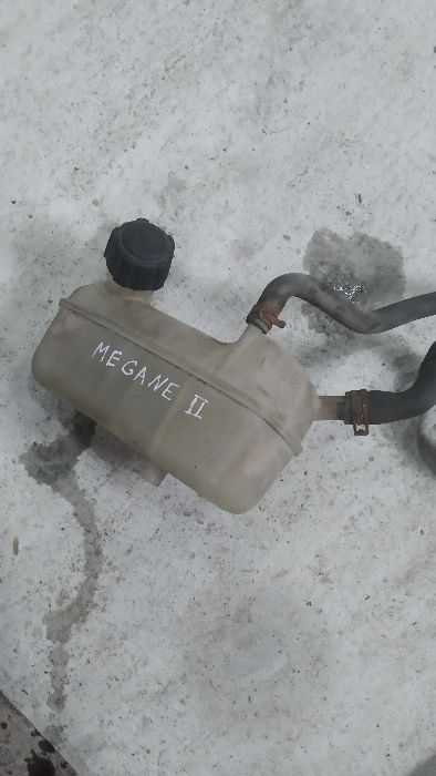 Передній супорт Renault Megane 2 II супорти суппорт Меган Scenic
