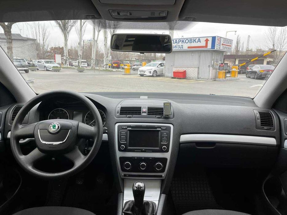 Шкода Октавия A5 FL 1,6 Універсал 2009 Рестайлинг 2 поколение