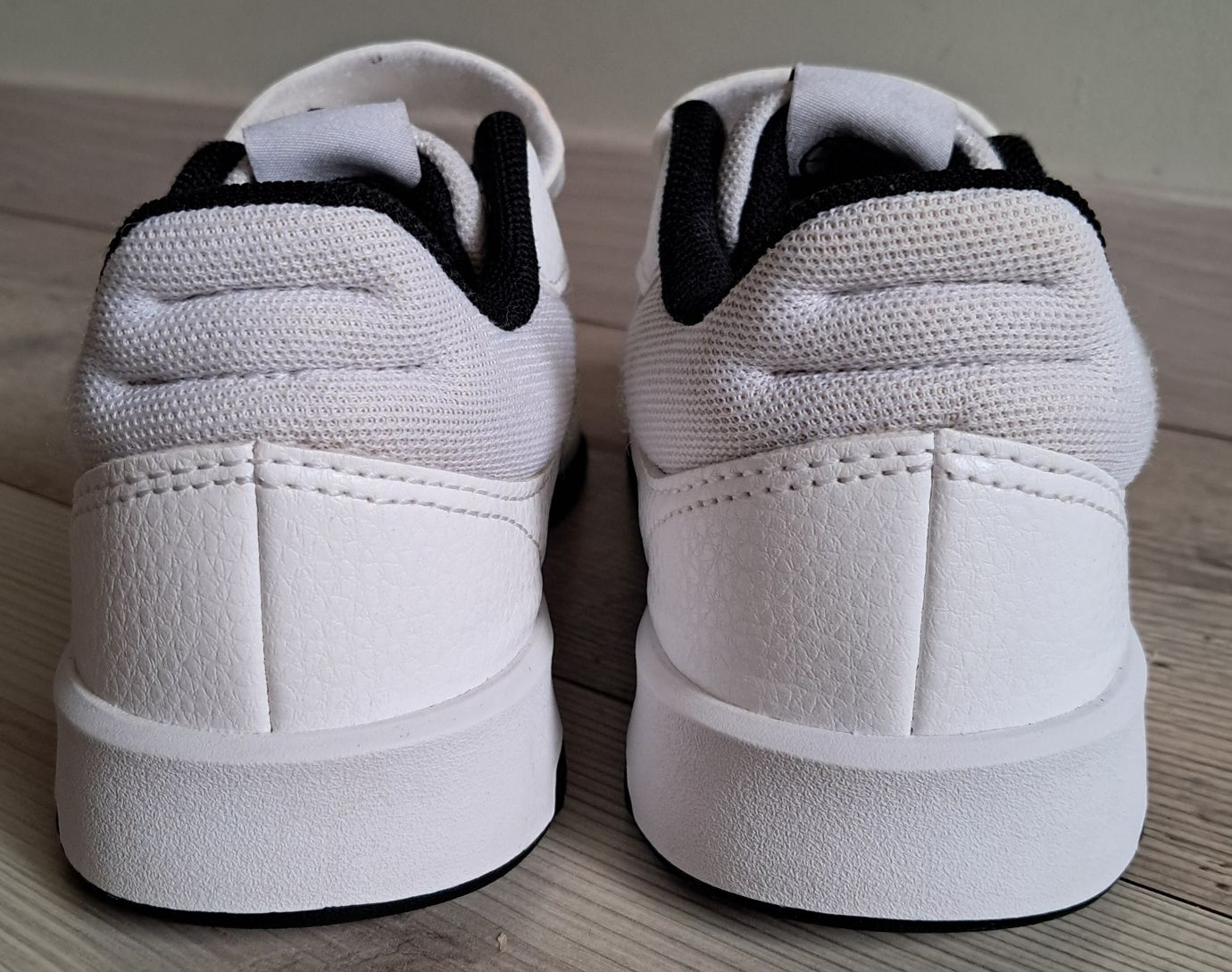 Кросівки Adidas Tensaur Hook and Loop (р.31,5)