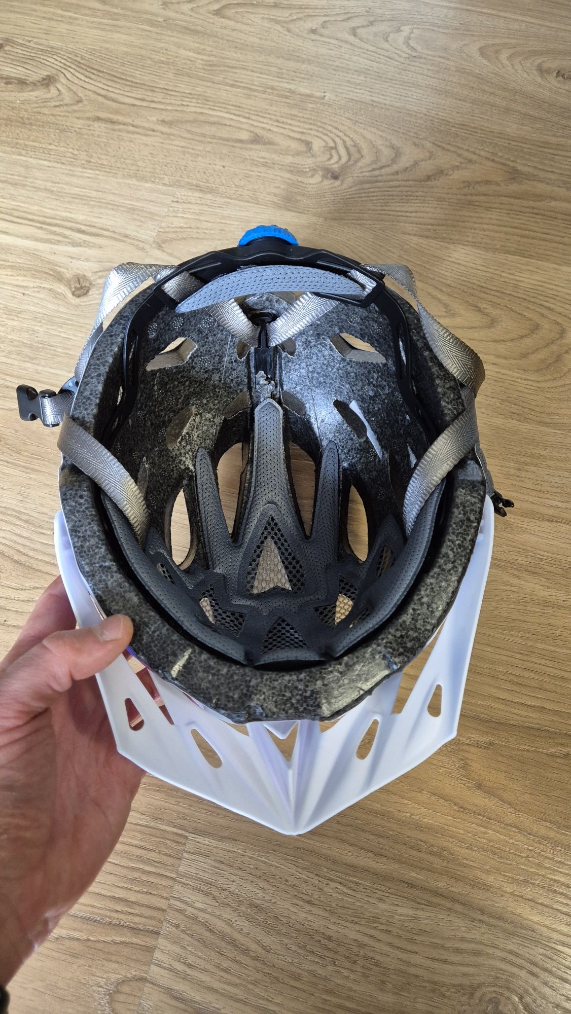 KASK ROWEROWY  regulowany rozmiar S