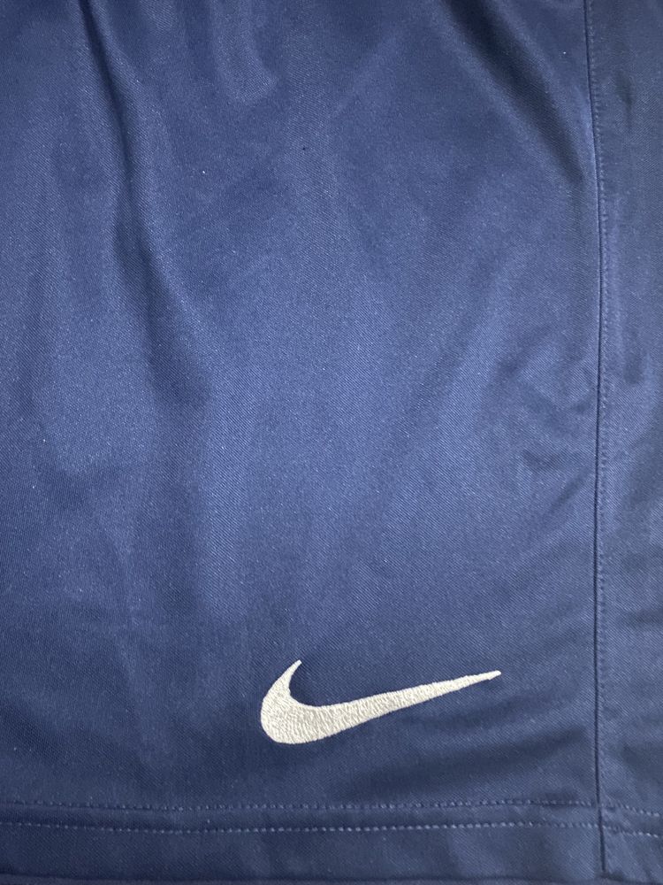 Spodenki Nike XL