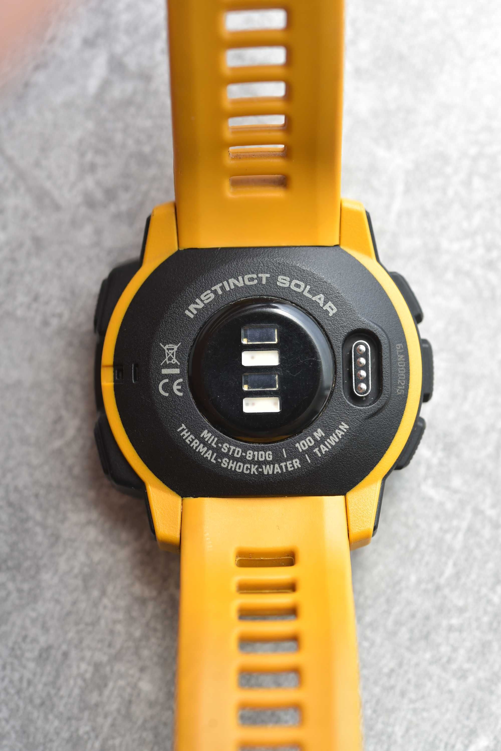 Instinct Solar Garmin yellow гарний стан