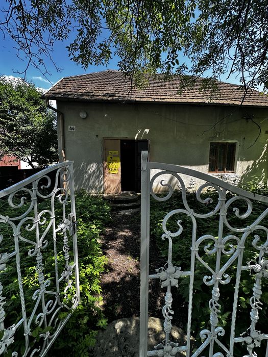 Продаж будинок 80 кв. м  з землею 7 соток м. Жидачів