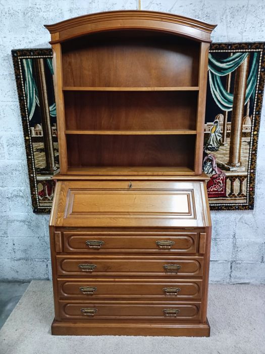 Móvel escrevaninha com estante , madeira maciça em castanho