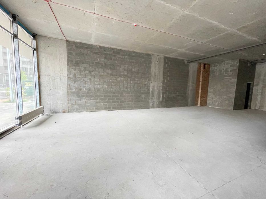 ЖК Варшавський 2. Оренда Фасадного приміщення 85м2 вул О. Олеся, 7.