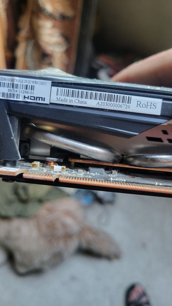 Продам  Radeon RX5600XT