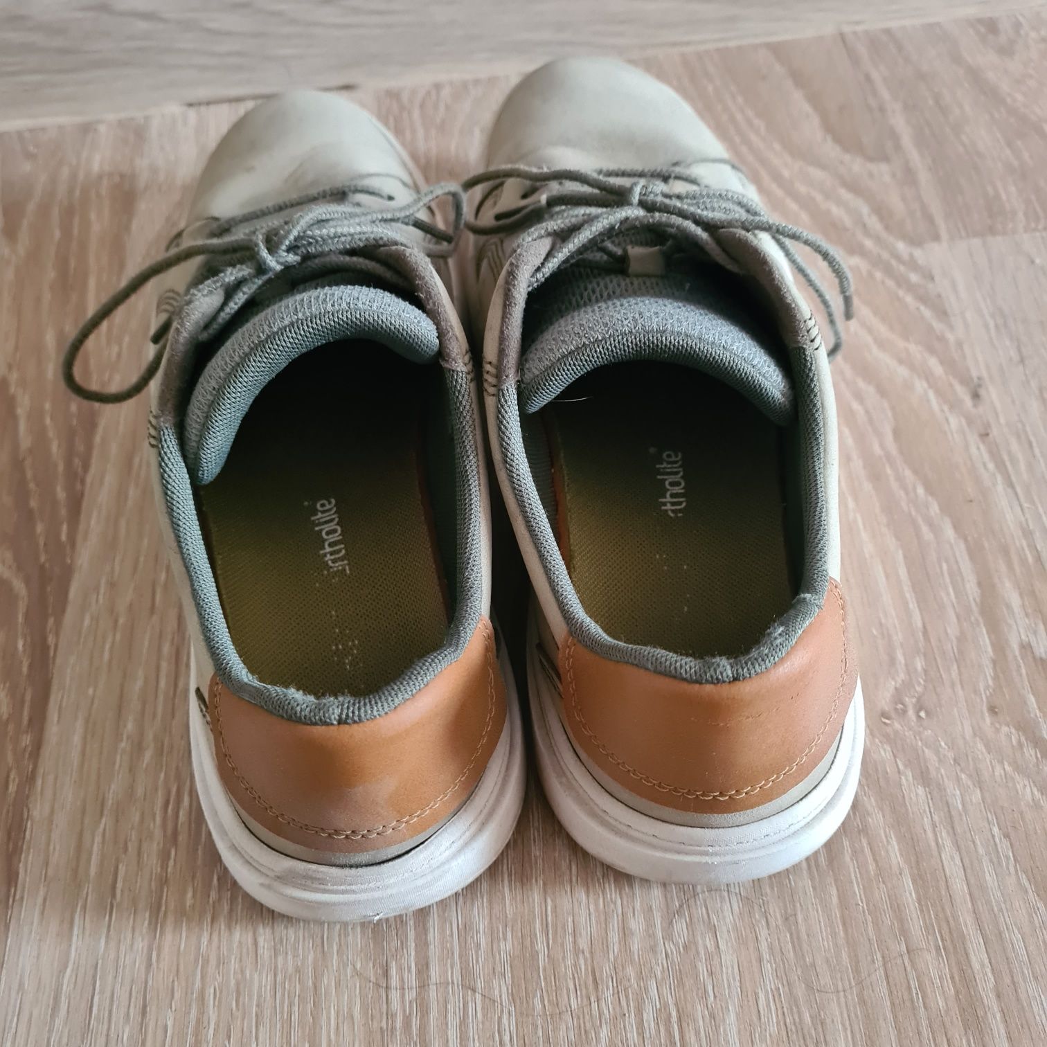 Літнє чоловіче взуття timberland 41,5 розмір