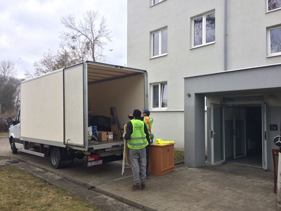 Julia - Removal Przeprowadzki Transport Cały Kraj Zagranica