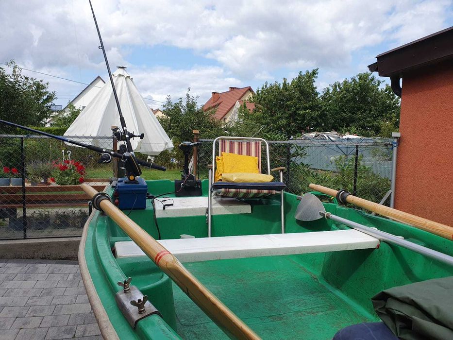 Łódź wędkarska dwupłaszczowa 340/136, winda trollingowa elektryczna