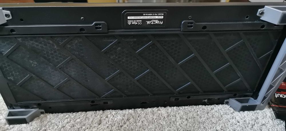 Obudowa Fractal Design Vector RS Blackout Dark TG LED (jak nowa) + fan