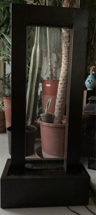 Fontanna domowa / ogrodowa.