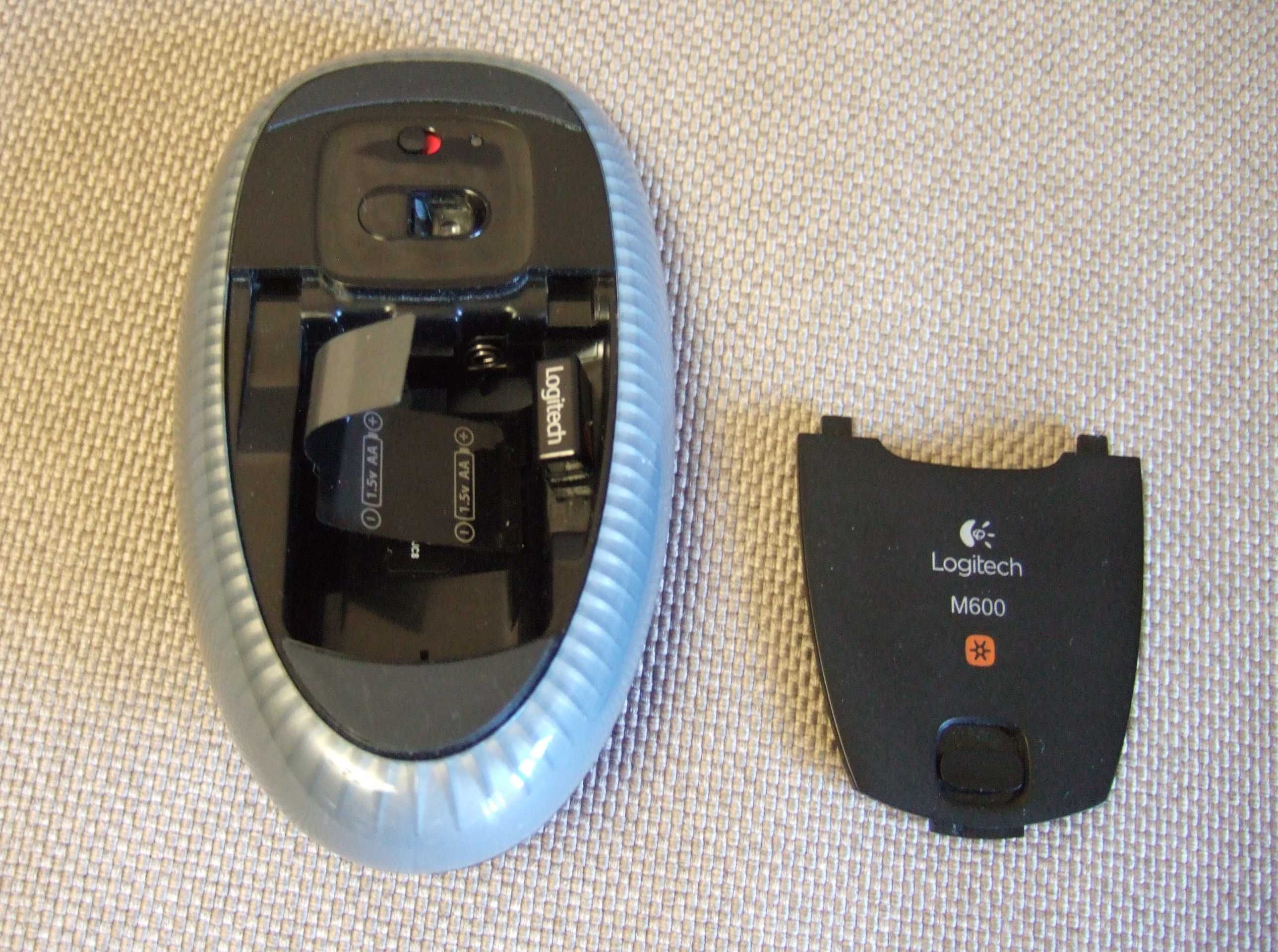 мишка Logitech Touch Mouse M600