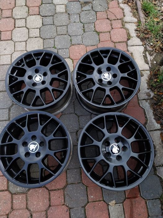 Felgi Aluminiowe R15 5x100 7J ET 30