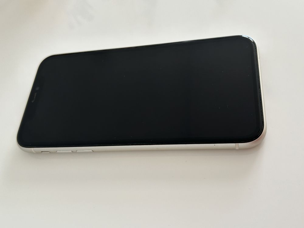 Iphone 11 128GB biały