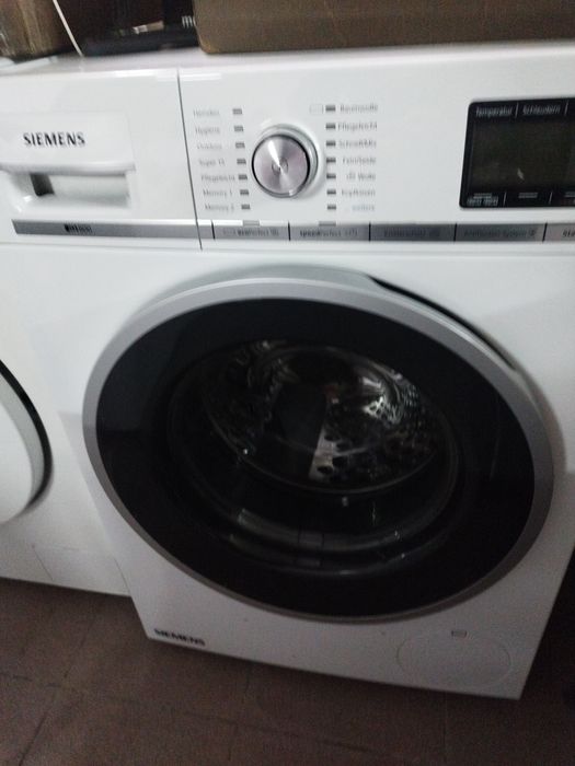 Пральна машина СІМЕНС IQ800
