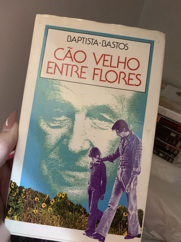 Variados livros em muito bom estado