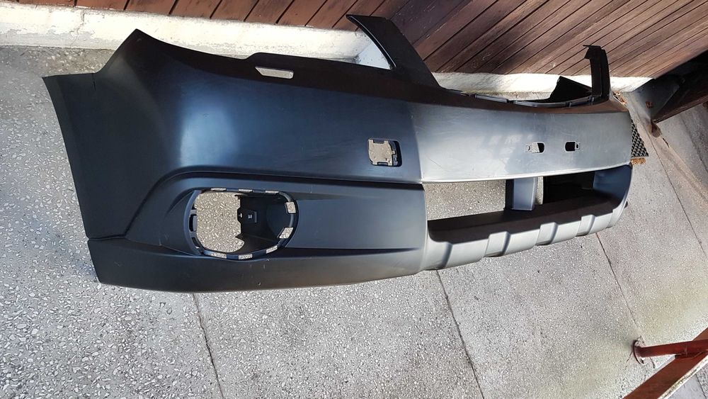 Zderzak przedni Subaru Outback 09-13