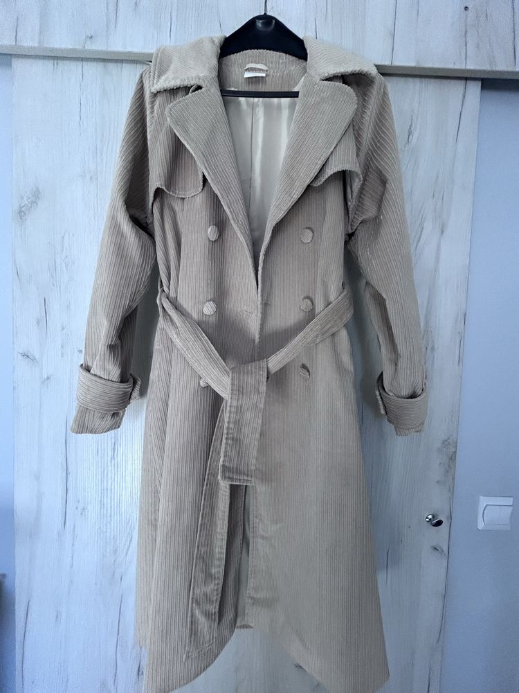 Płaszcz sztruksowy beż Just Unique roz XS/S -oversize