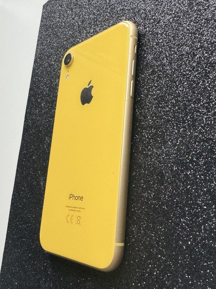 Apple iPhone XR 64GB yellow