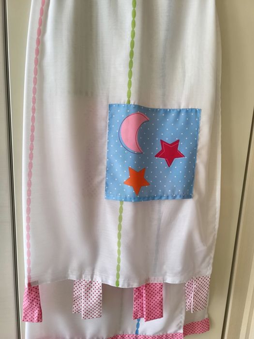 Шторы в детскую комнату ( комплект 2 шторки )