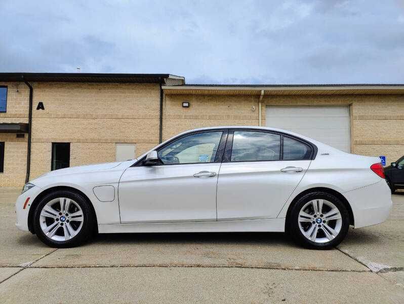 2016 BMW 3 Series 330e