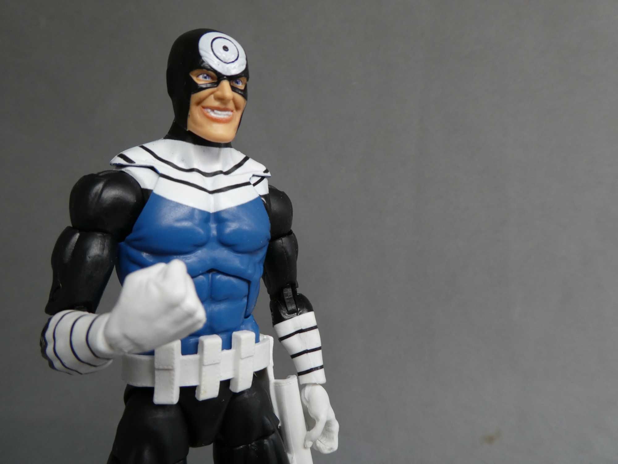 Marvel Legends BullsEye