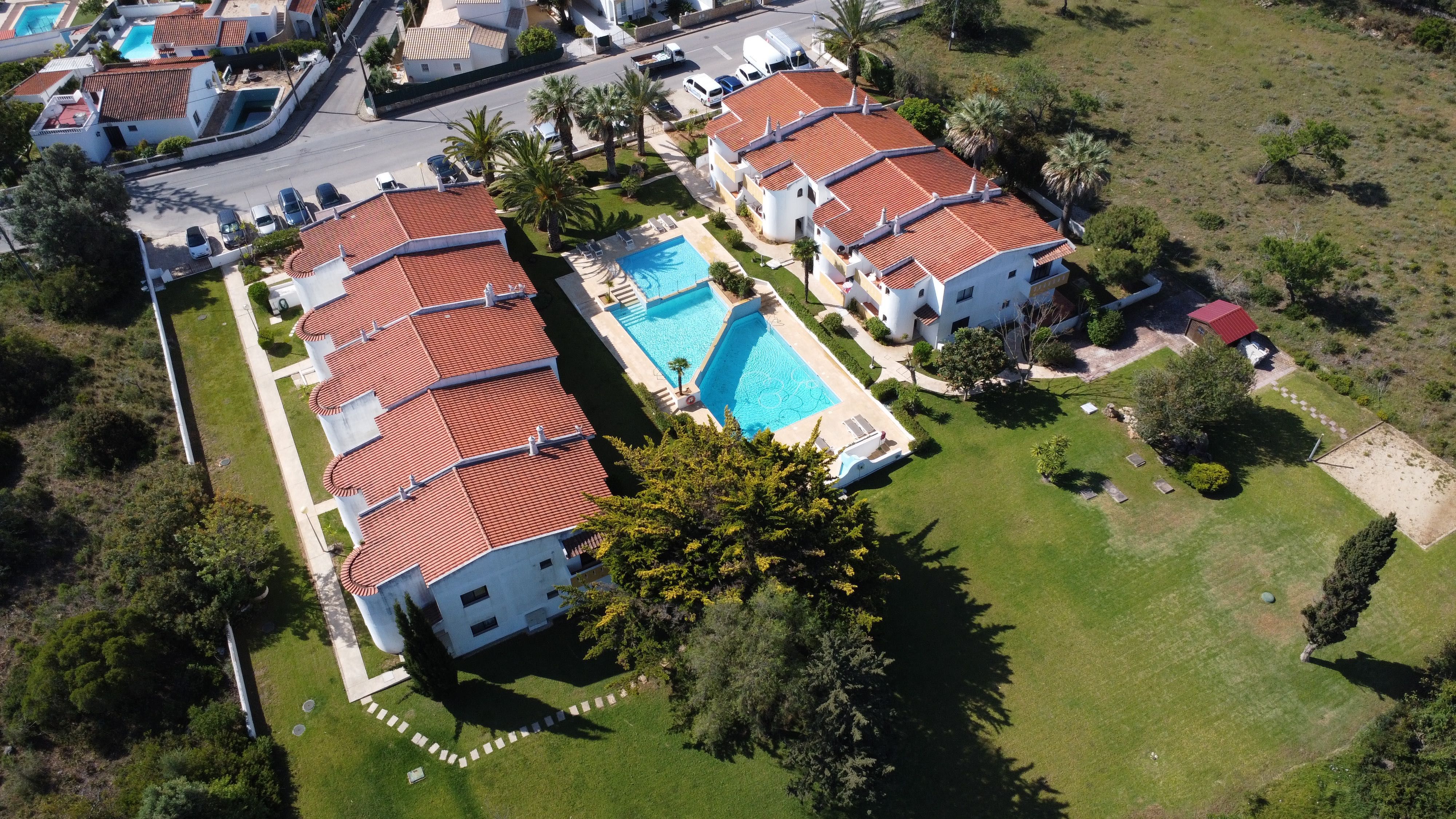 Apartamento T2 Magnífico numa Localização de Excelência em Carvoeiro