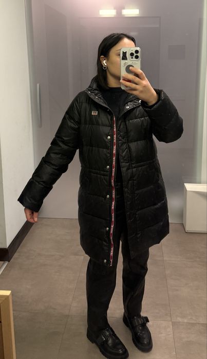 Зимовий Пуховик Levis. Розмір - S