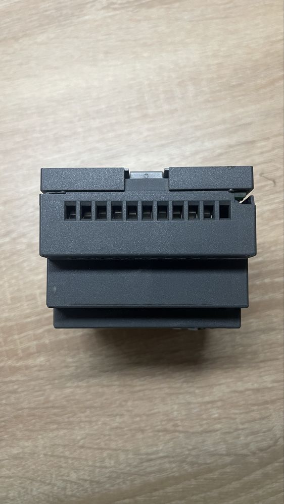 Siemens logo, 6ed1 052 1md00 0ba6