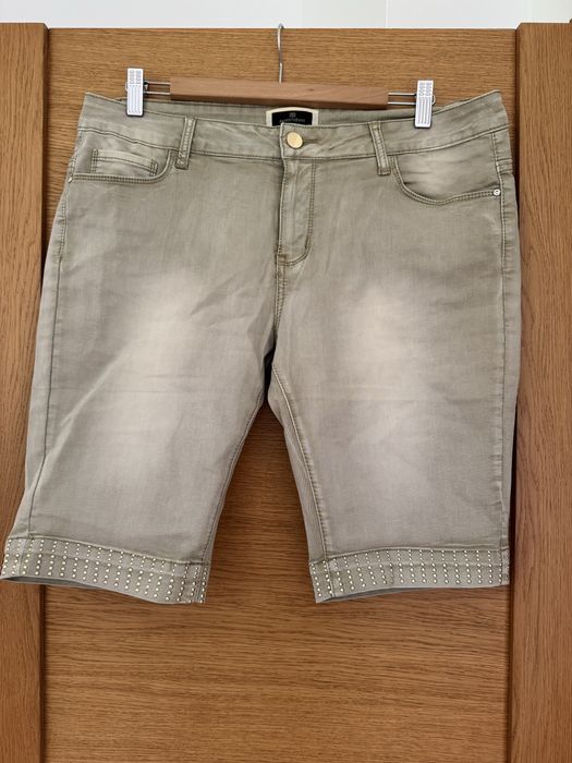 Roberta Biagi spodenki beżowe ze złotymi dodatkami