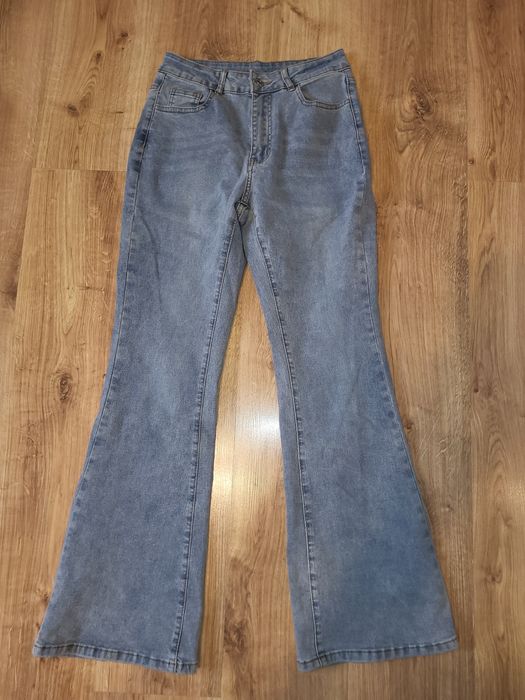 Spodnie damskie jeansowe w rozmiarze M