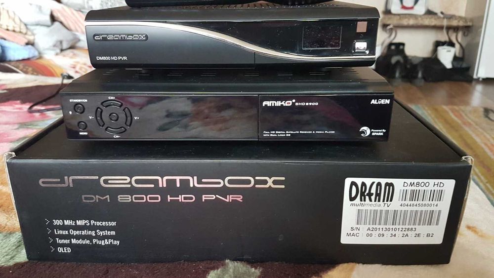 Продам спутниковый тюнер DREAMBOX DM800HD оригинал