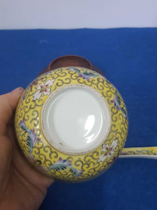 Antiga taça em porcelana chinesa + colher de exportação