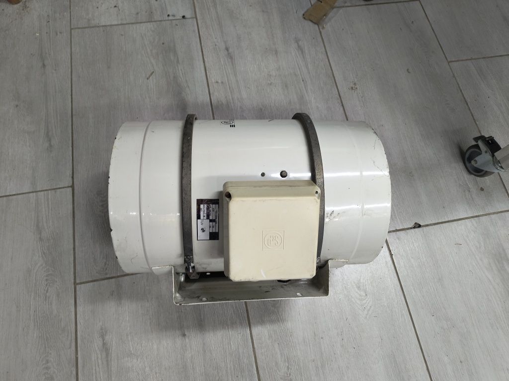 Wentylator 24cm bocznikowy kanałowy tunelowy kominowy wyciąg odciag