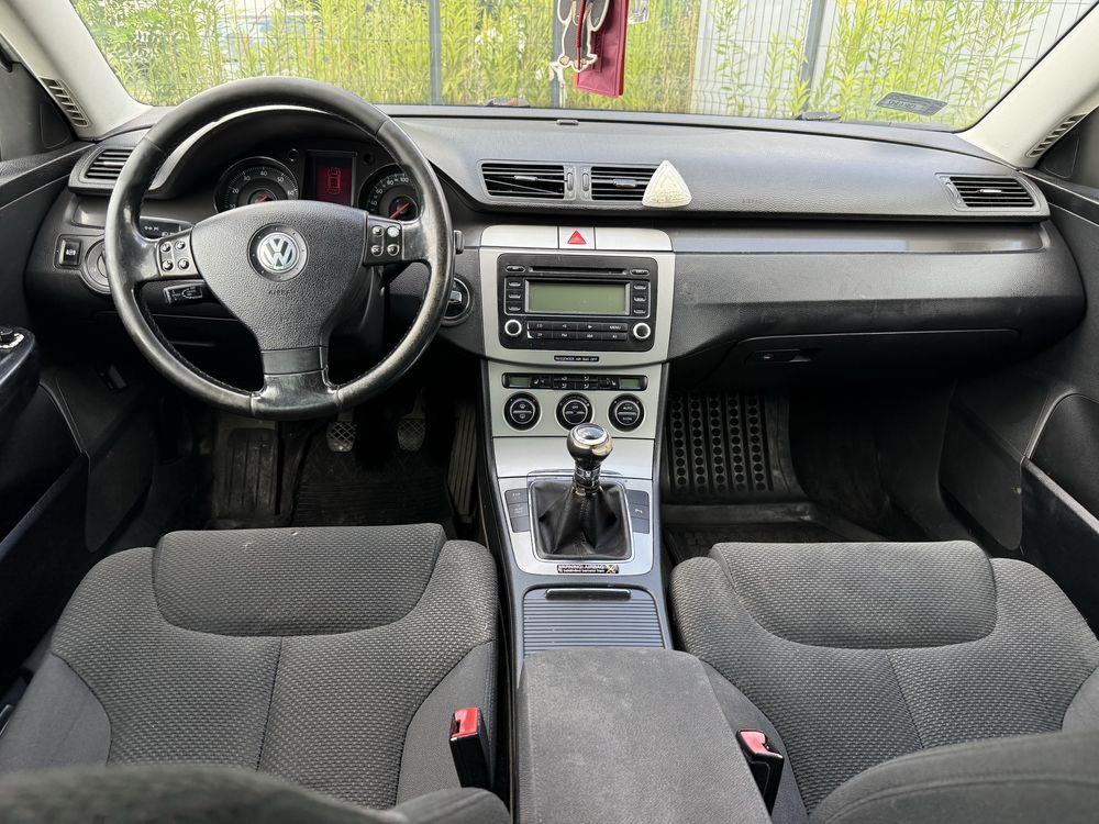 Volkswagen Passat B6 2.0 FSI * Klima * 2007 * Alufelgi* Hak * Zadbany
