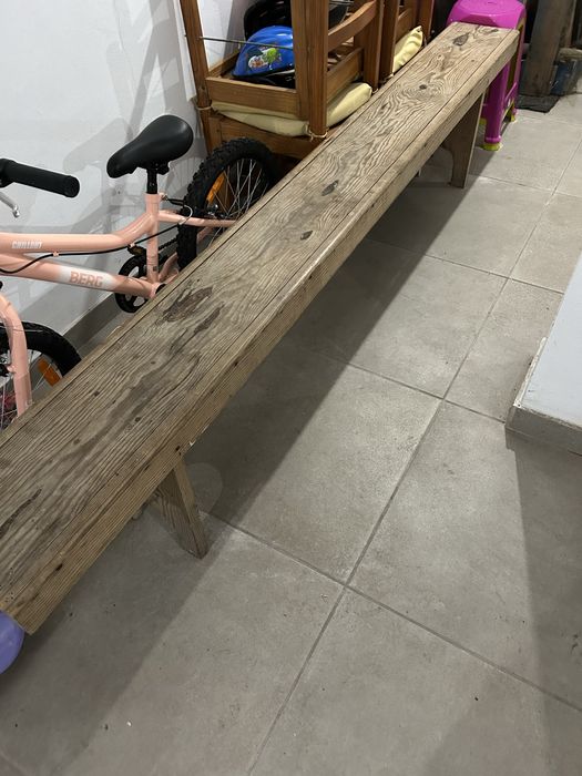 Tampo 2 cavaletes e o banco de madeira