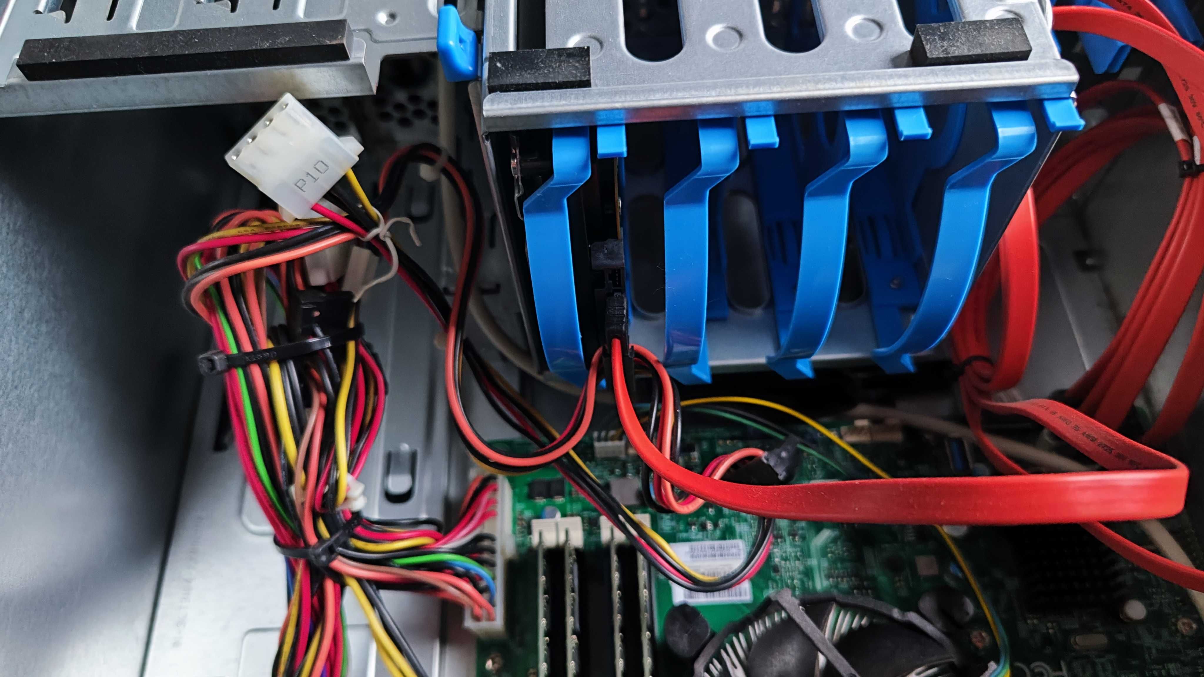 Serwer supermicro 731-3 (32 GB RAM, Xeon, HDD 3TB)
