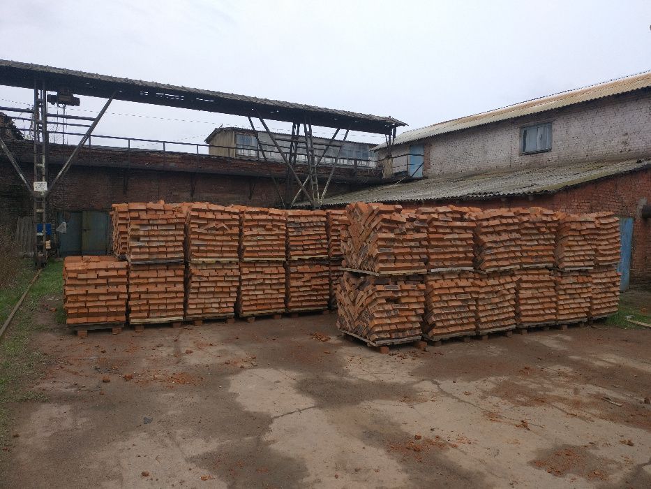 Кирпич красный строительный рядный М-100