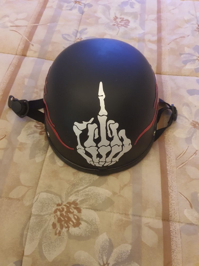 Capacete tipo penico