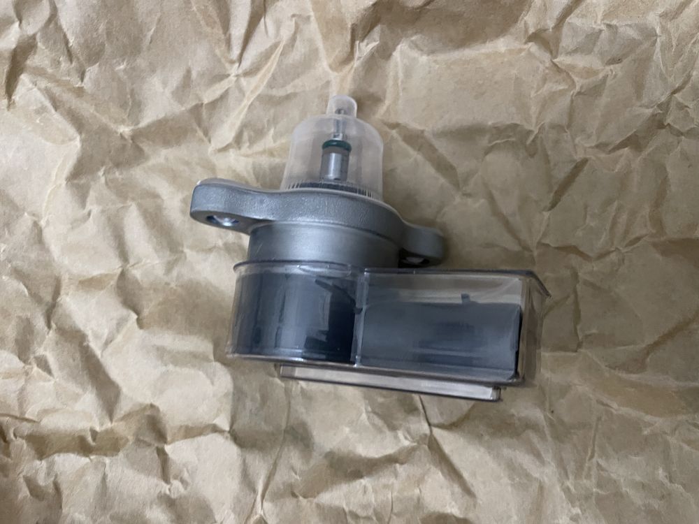 BOSCH 0281002750 Клапан регулювання тиску палива