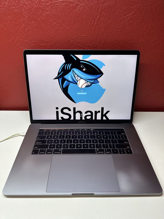 Дисплей, lcd, матриця, кришка в зборі MacBook Pro 15” A1990