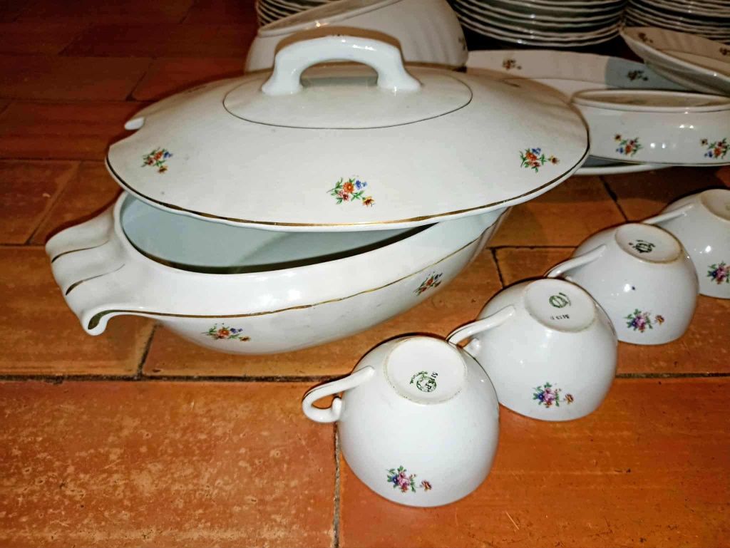 Conjunto louça cerâmica Sacavém