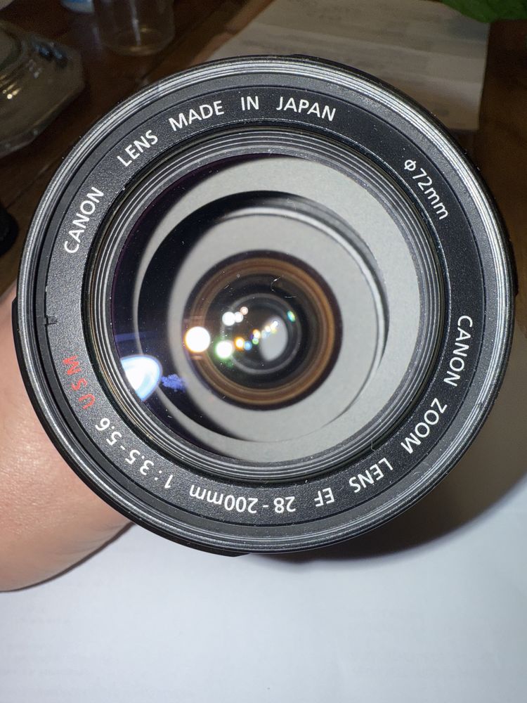 Objectiva Canon encaixe EF 28-200mm em excelente estado