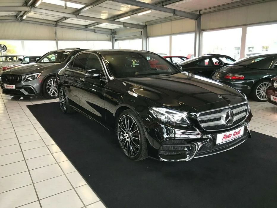 Mercedes-Benz Klasa E Mercedes-Benz Klasa E 350 D 4Matic 9G-TRONIC AMG Line