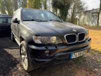 BMW X5 4.4 i V8 Nacional AVARIADO