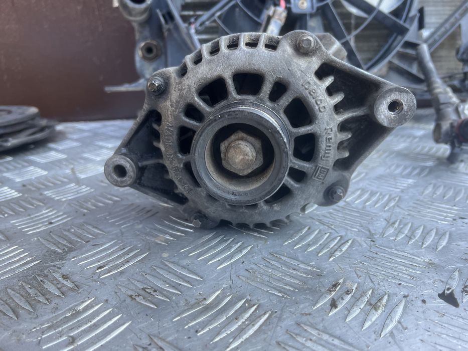 Опель вектра б 1.8 opel vectra b генератор