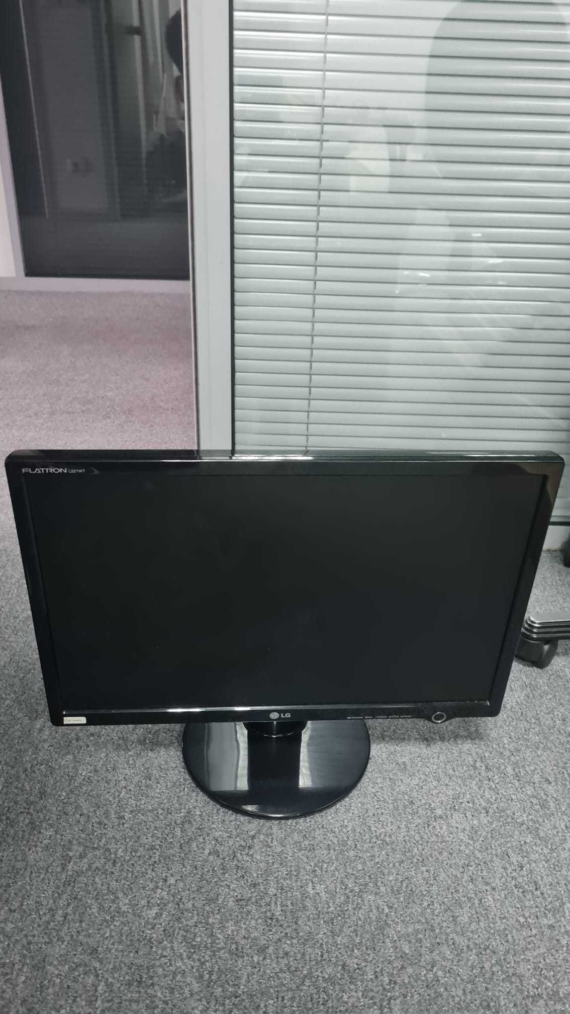 LG Flatron L227WT